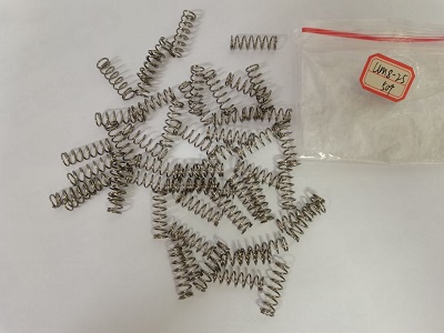 - SPRING UM 8-25 (UM 8-25)