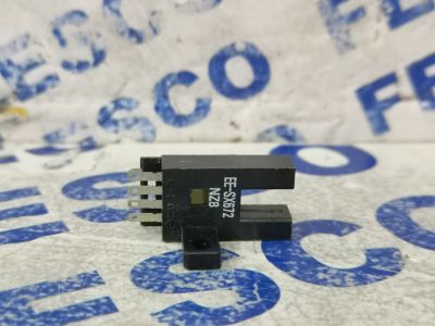 OMRON PHOTOELECTRIC SENSOR, SLOT TYPE, T-SHAPED (EE-SX672)