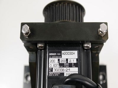 OMRON AC SERVO MOTOR (R88M-W20030H)