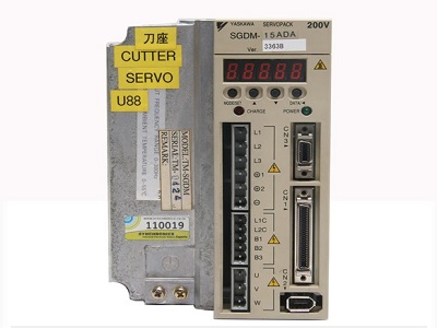 YASKAWA SERVOPACK (SGDM-15ADA)